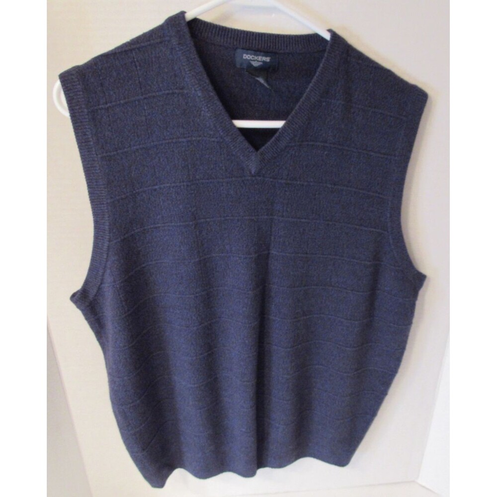 Dockers Mens Sweater Vest Medium Blue Check Sleeveless V-Neck Pullover Acrylic